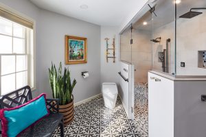 Minimalist bathroom design featuring sustainable materials, created by Fusion Designed Interiors.